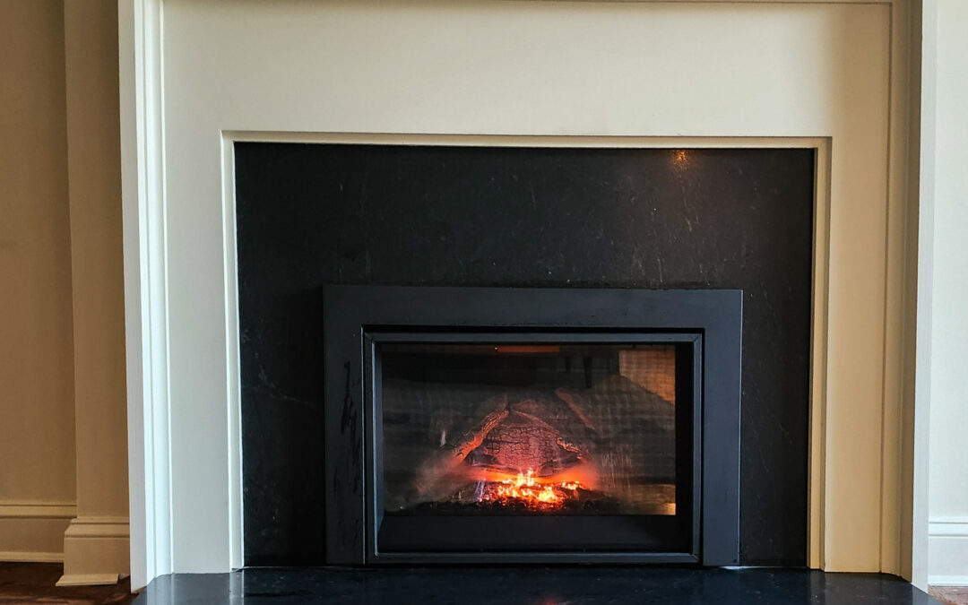 Enviro EX32I Natural Gas Insert  IPI w/ Log, Steel Liner, and a Slim Surround