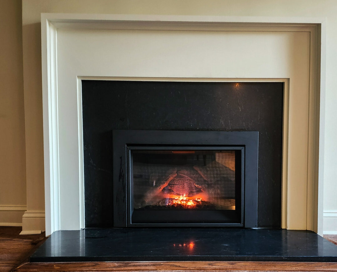 Enviro EX32I Natural Gas Insert  IPI w/ Log, Steel Liner, and a Slim Surround
